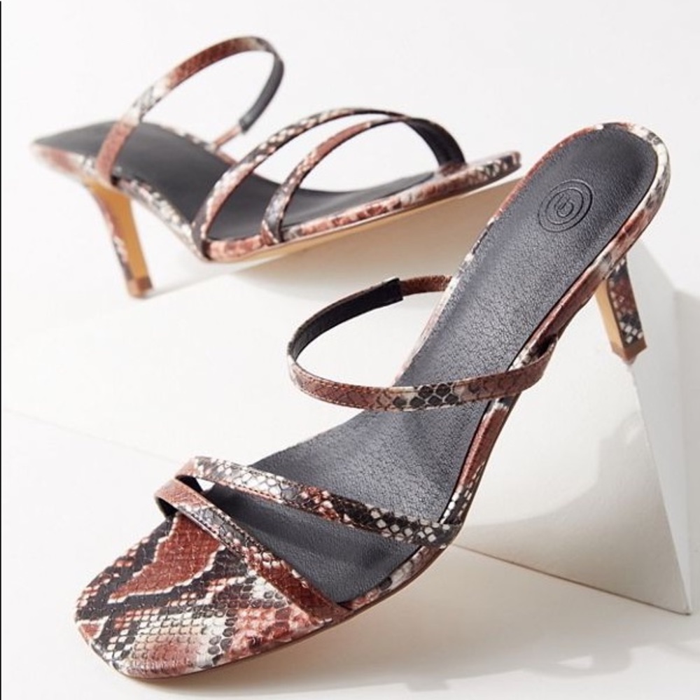 UO Kim Kitten Heel